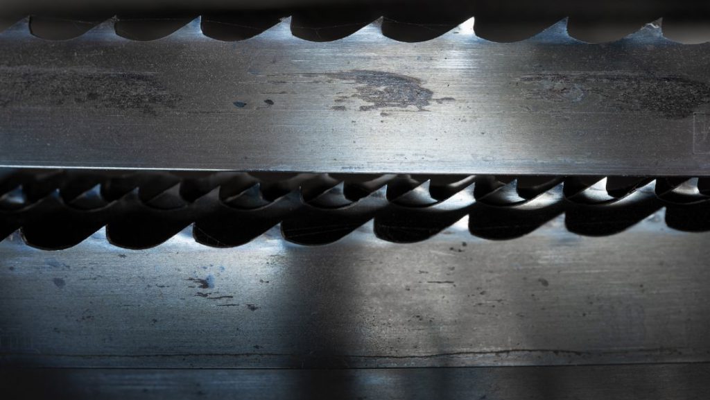 Replacement Time: Common Signs of Tool Damage