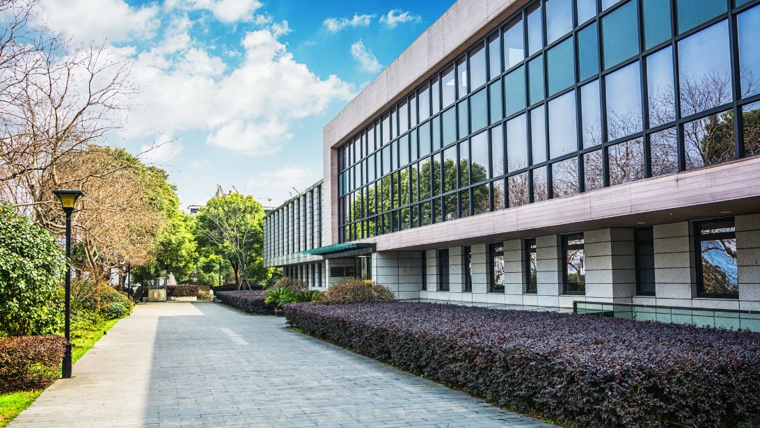 How To Enhance Your Commercial Property’s Curb Appeal