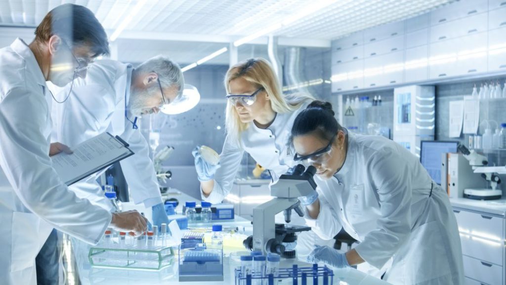 5 Implementations To Improve Efficiency in a Laboratory