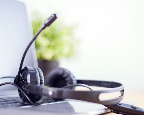 Why Customer Service Still Matters in an AI Business World