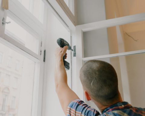 How to Start a Window Installation and Repair Business